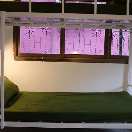 Mint Hostel Bangkok Bagian luar foto